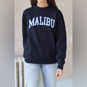 Brandy Melville - Malibu navy blue sweater